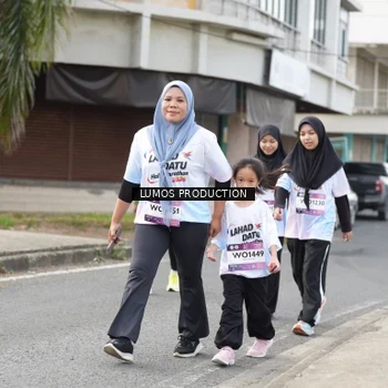 Runner Photo 7993698