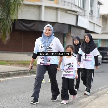 Runner Photo 7993699