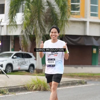 Runner Photo 7993771