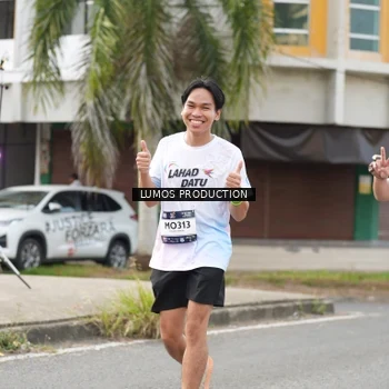 Runner Photo 7993773