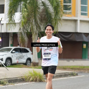 Runner Photo 7993776