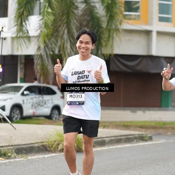 Runner Photo 7993780