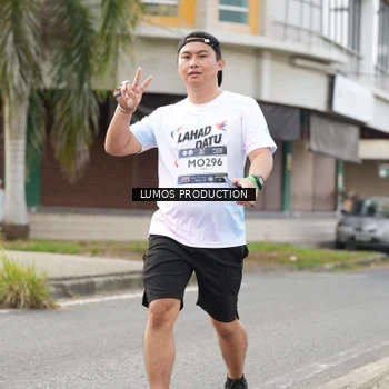 Runner Photo 7993791
