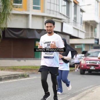 Runner Photo 7993801