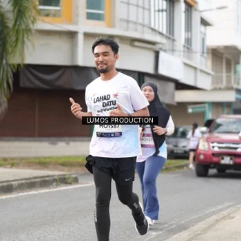 Runner Photo 7993802