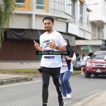 Runner Photo 7993803
