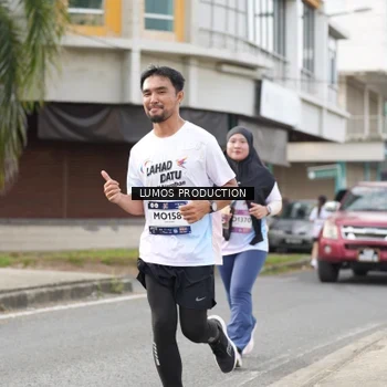 Runner Photo 7993807