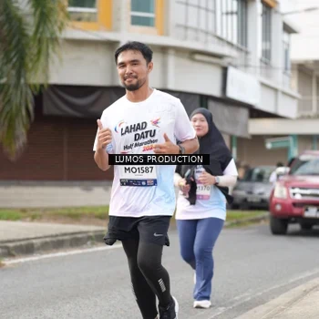 Runner Photo 7993810