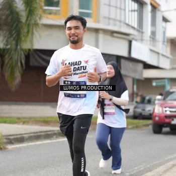 Runner Photo 7993812