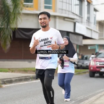 Runner Photo 7993813