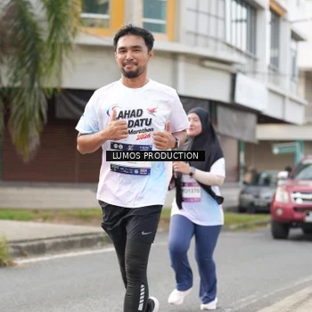 Runner Photo 7993814