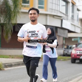 Runner Photo 7993815