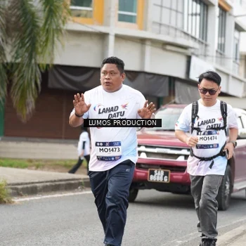 Runner Photo 7993831