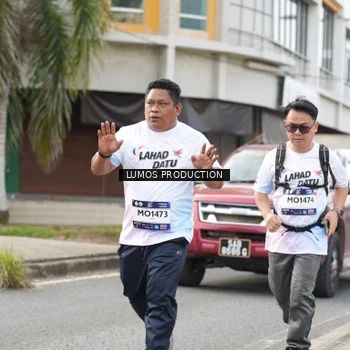 Runner Photo 7993838