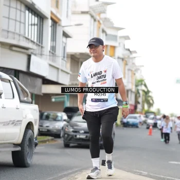 Runner Photo 7993866