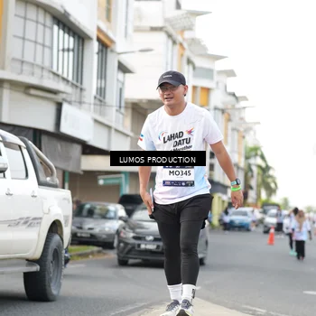Runner Photo 7993870