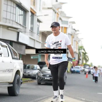 Runner Photo 7993875