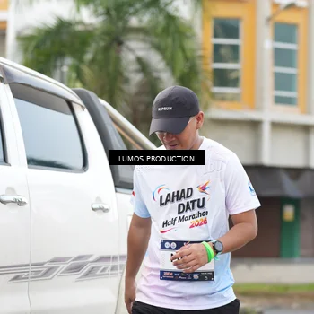 Runner Photo 7993878