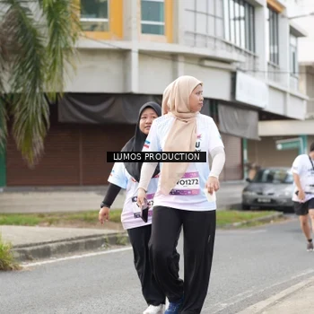 Runner Photo 7993896