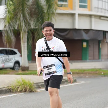 Runner Photo 7993909