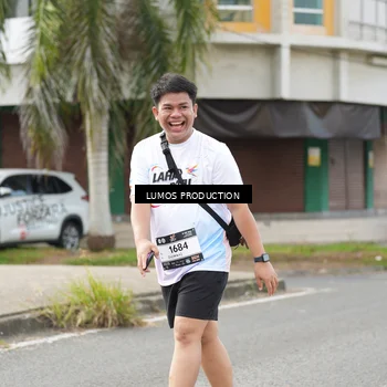 Runner Photo 7993911