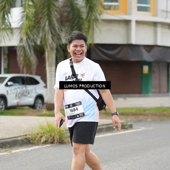 Runner Photo 7993913