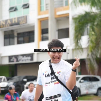 Runner Photo 7993922