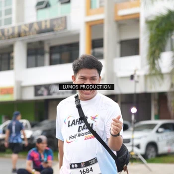 Runner Photo 7993927
