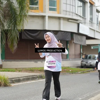 Runner Photo 7993930