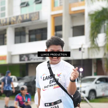 Runner Photo 7993932