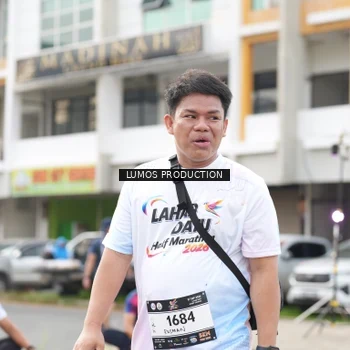 Runner Photo 7993938