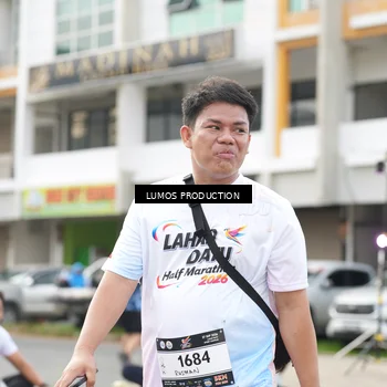 Runner Photo 7993939