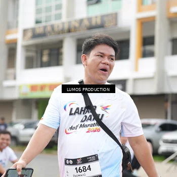 Runner Photo 7993946