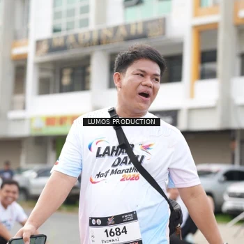 Runner Photo 7993951