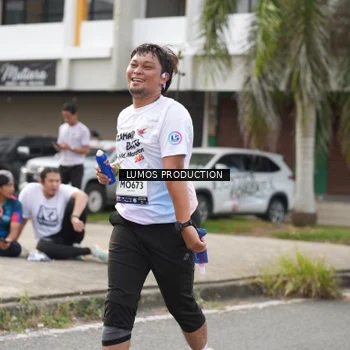 Runner Photo 7993962