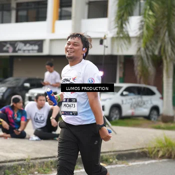 Runner Photo 7993969