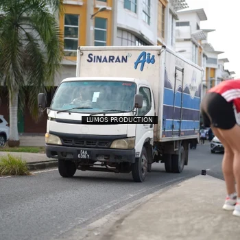 Runner Photo 7994000