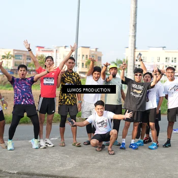 Runner Photo 7994002