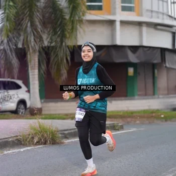 Runner Photo 7994011