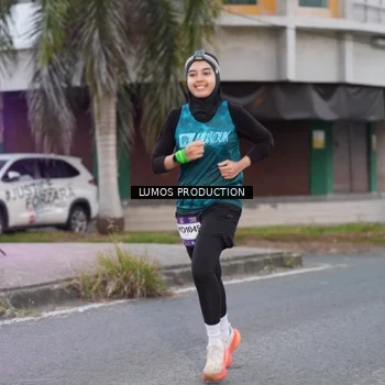 Runner Photo 7994015