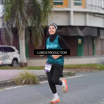 Runner Photo 7994017