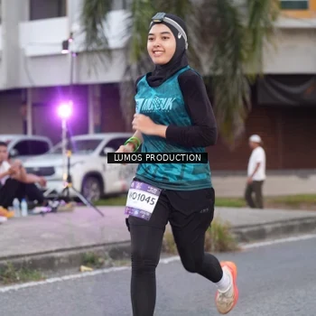 Runner Photo 7994031