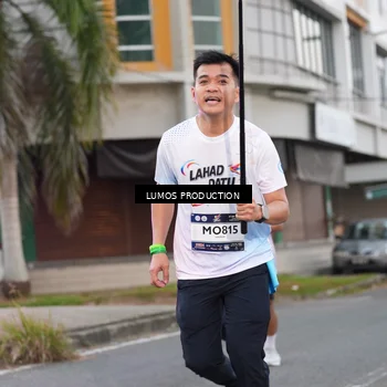 Runner Photo 7994049
