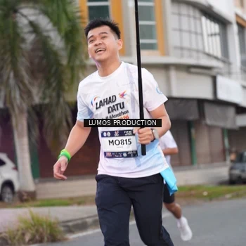 Runner Photo 7994054