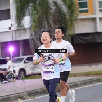 Runner Photo 7994066