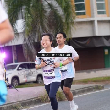 Runner Photo 7994069