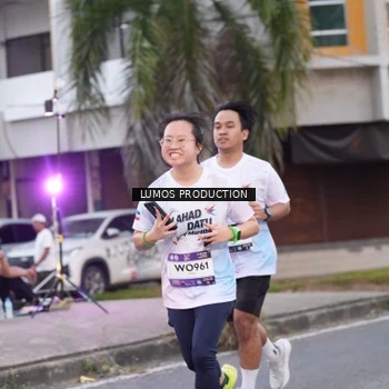 Runner Photo 7994071