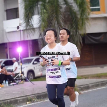 Runner Photo 7994074