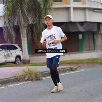 Runner Photo 7994081
