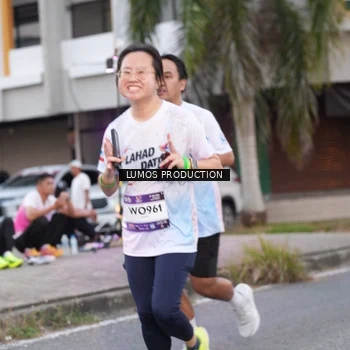 Runner Photo 7994082